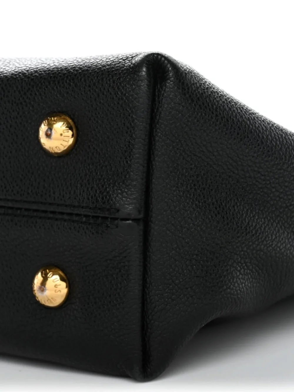 Louis Vuitton exterior corner